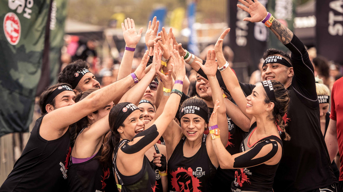 4 Ways Good Friends Can Get You Through Anything (+ 5 Things to Commit to)