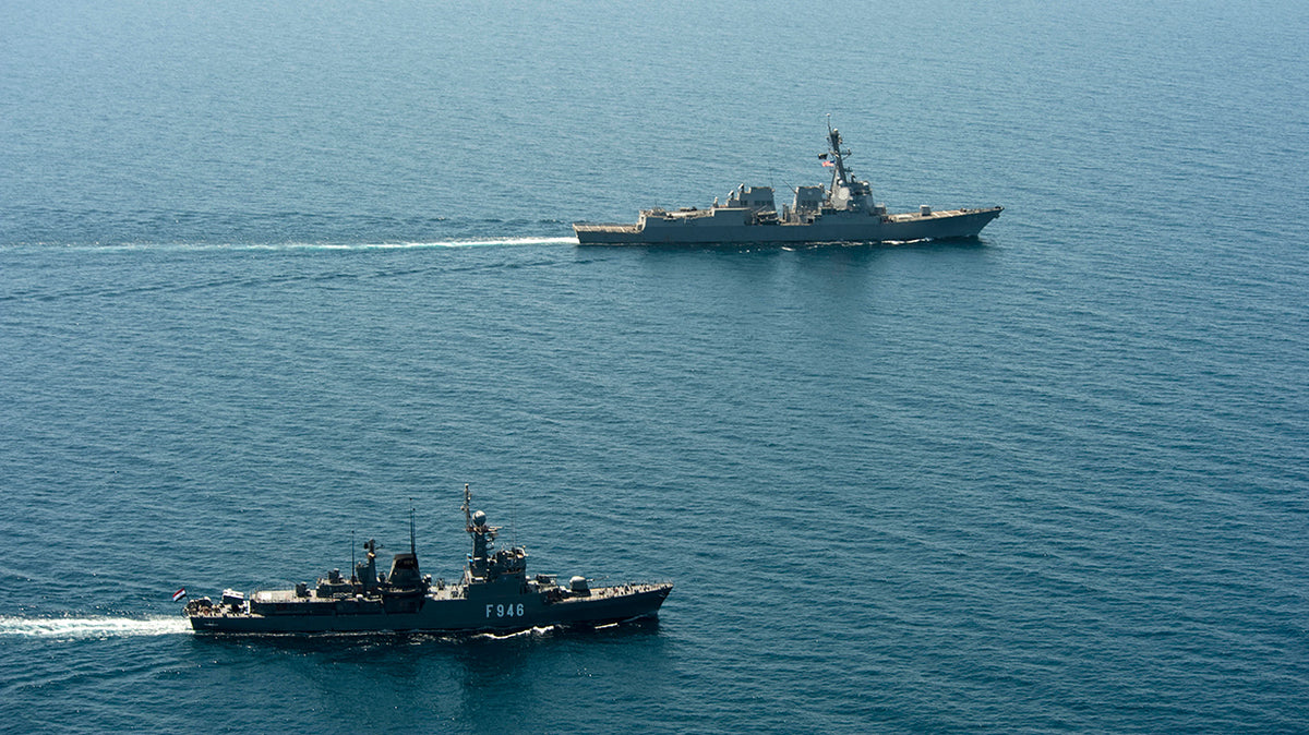 Badass Woman Becomes First Female to Complete Navy SWCC Training