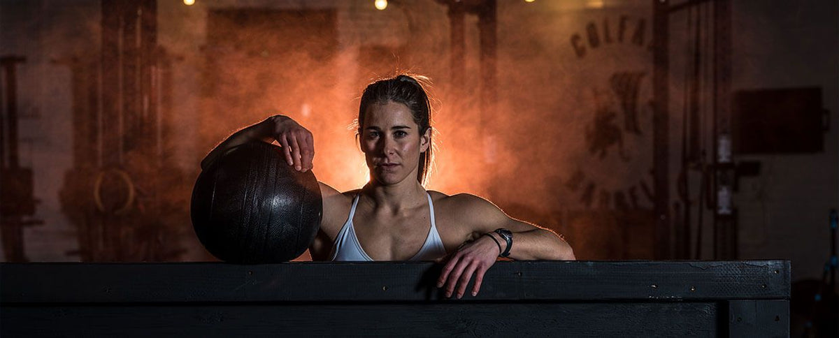 The 4-Move Plyometric Slam Ball Workout — and How It Benefits You